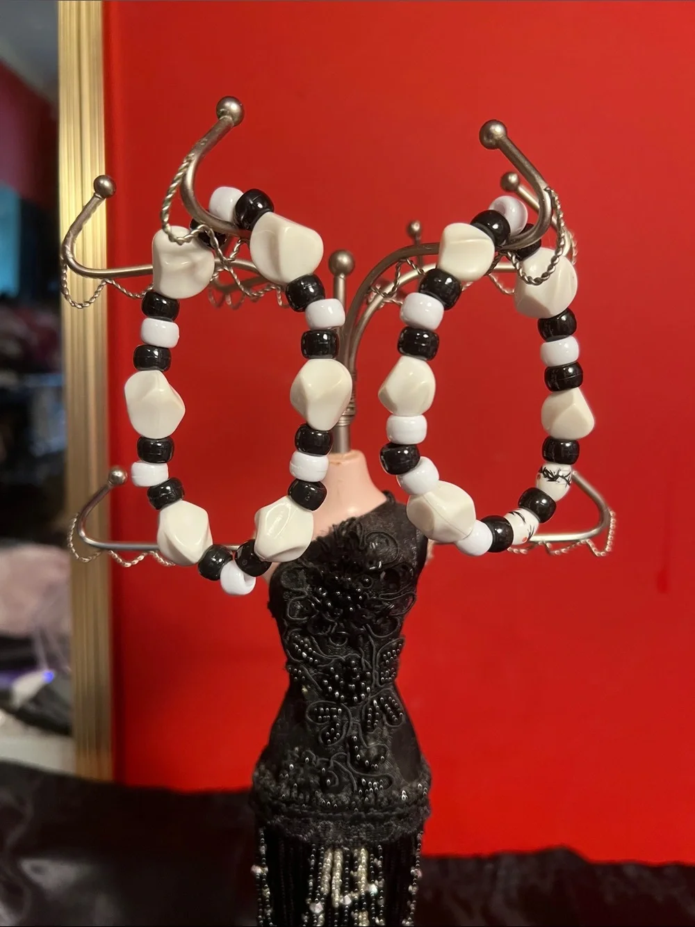 Black and white beaded bracelet homemade